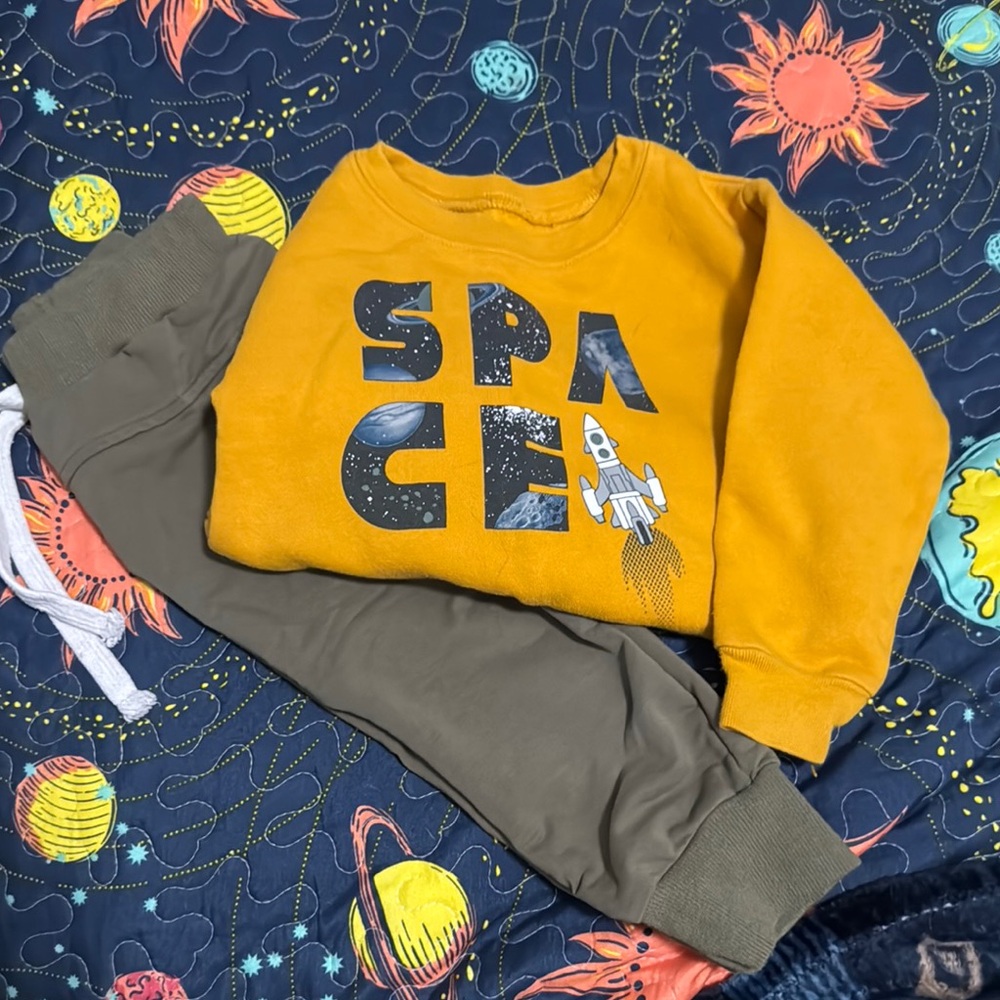Yellow Space Sweatshirt and Olive Pants Set